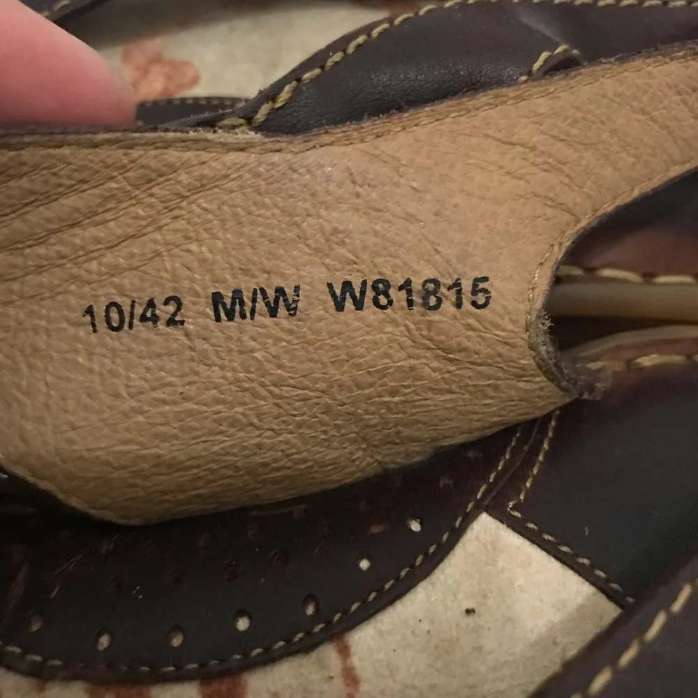 Born Brown Leather Sandals Men’s Size 10